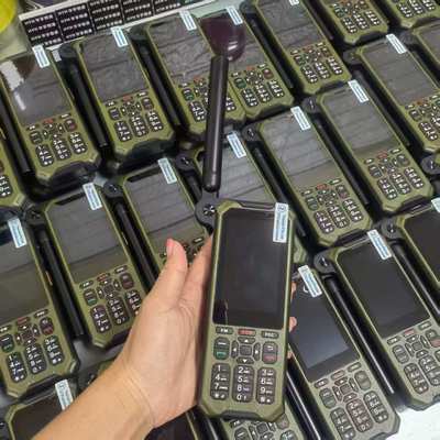 주문 DM-1706 Portable Walkie Talkie with IPX4 Water Resistance 1500mAh Battery and 16 Storage Channels for Outdoor Communication 온라인 제품