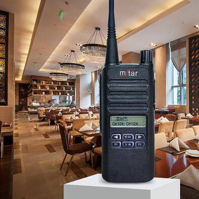 XIR C2620 UHF 쌍방향 VHF UHF 반 키보드 최고 브랜드 워키 토키 라디오