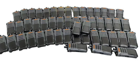 하이테라 IP55 방수 워키토키, 2000-2500mAh 배터리 및 5W 고출력 DMR 디지털 라디오